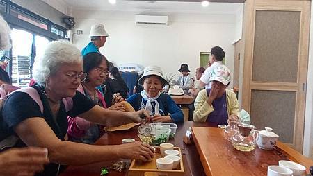 [新北美食]三峽區祥興茶行，獲得台灣與ITNT、法國巴黎農業