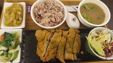 [台北美食]紀州庵文學森林風格茶館菜單種類之多、堪比許多大型