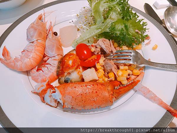 [食記] 文華東方Cafe’ buffet晚餐