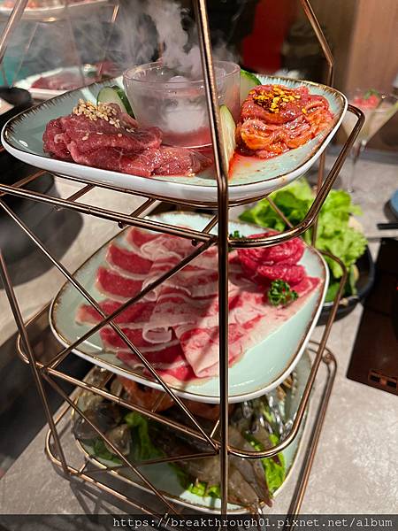 [食記] 王品嚮辣和牛麻辣鍋（附菜單）