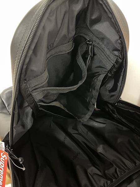 (開箱) supreme後背包，supreme官網開放台灣地