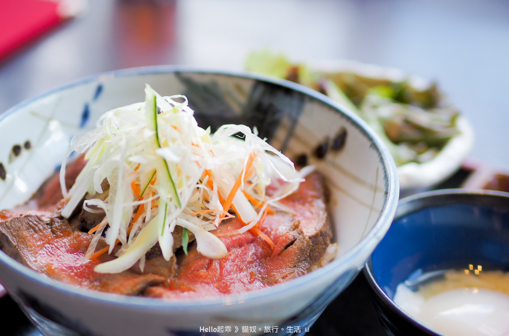 燒肉仔虎和風roast-beef丼.jpg