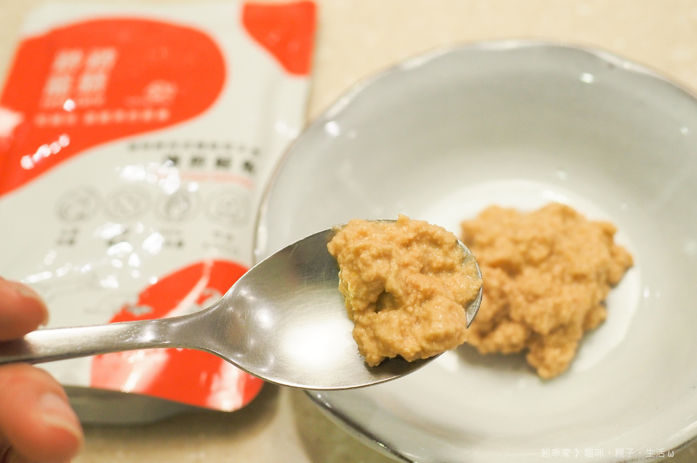 踏踏寵膳內容物湯匙.jpg 踏踏寵膳內容物湯匙.jpg