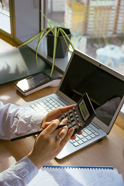 商業競爭中的專業優勢：從記帳士證照看見產業升級的關鍵