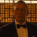 Bond-8.JPG