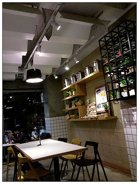 MR.TKK Cafe05.JPG