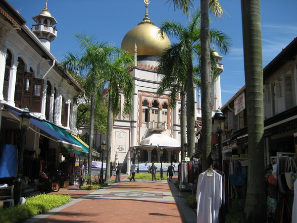 sultan mosque from bussorah st1.JPG