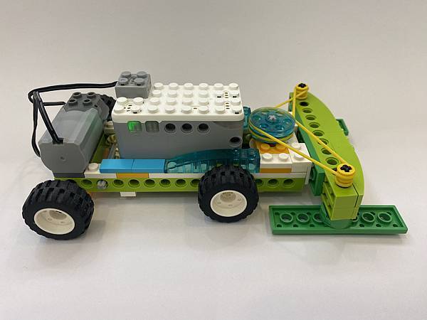 [昌兒積木] 動力機械實作:掃地機器人