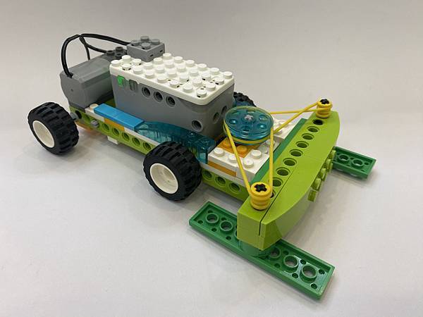 [昌兒積木] 動力機械實作:掃地機器人