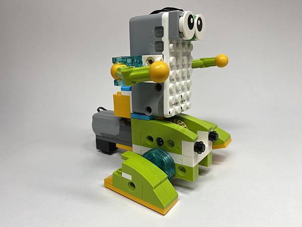 [昌兒積木] 動力機械實作:踏步機器人