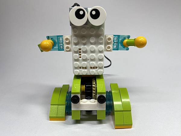 [昌兒積木] 動力機械實作:踏步機器人