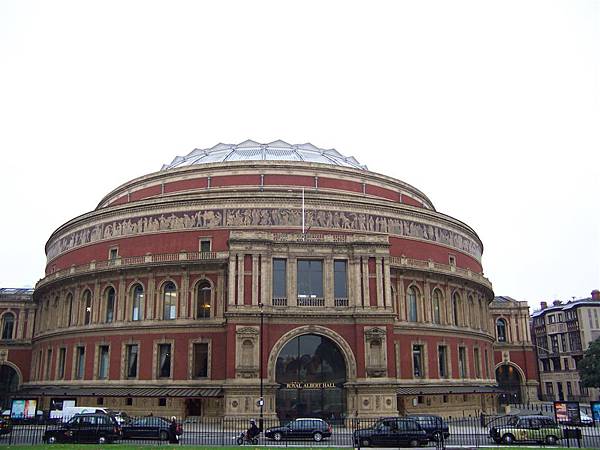 著名的皇家亞伯特音樂廳(Royal Albert Hall)