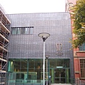 位在曼徹斯特大學裡的曼徹斯特博物館(裡面有木乃伊等許多精彩收藏，在英國僅次於大英博物館，蠻值得看的)