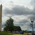 相當接近華盛頓紀念碑，很雄偉