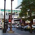到了下一站Gaysorn Plaza購物中心，這是曼谷最高檔的購物中心，等級比台北101還高