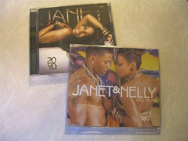 一個在太平洋另一端的女人送的Janet美版新專輯跟單曲