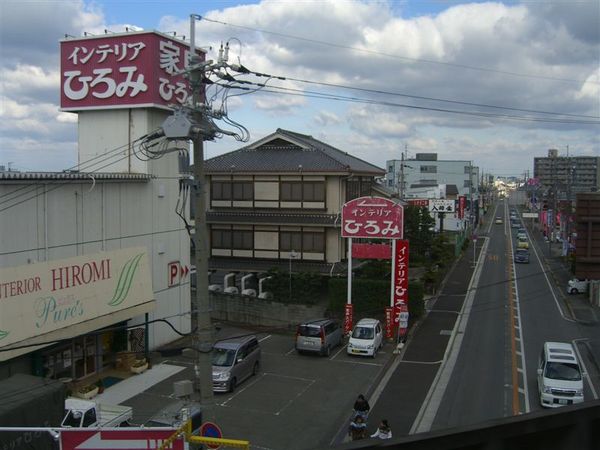 街道也非常整齊平整