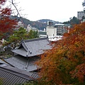 從湯泉神社眺望有馬溫泉區，下方即是溫泉寺