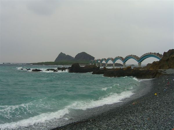 三仙台的地標拱橋及三仙台島