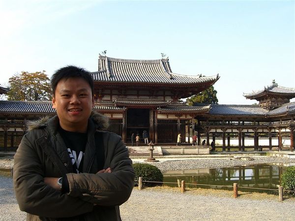 我與鳳凰堂。鳳凰堂對日本的重要性，從10元銅板上就可見其身影便能知曉，也讓平等院躋身世界文化遺產之林