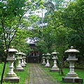 中正公園在日治時期原為大溪神社所在地，現僅徒留幾座石燈追憶