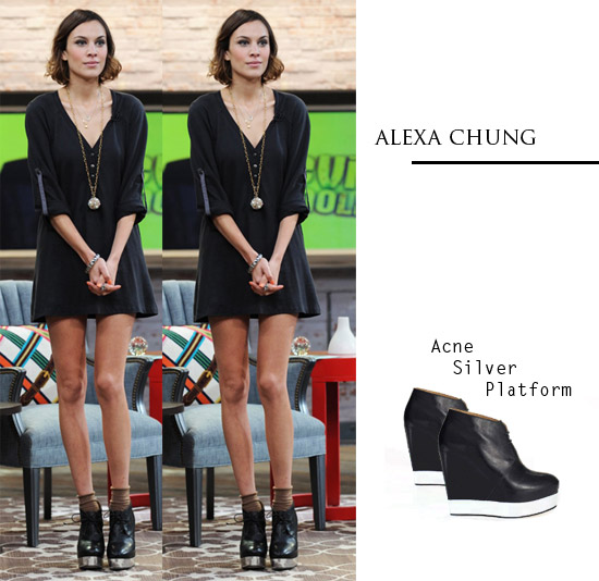 alexa-chung-style-240709-4.jpg