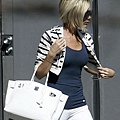 victoria-beckham-white-hermes-birkin.jpg