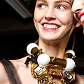 lanvin-necklace-0609-de.jpg