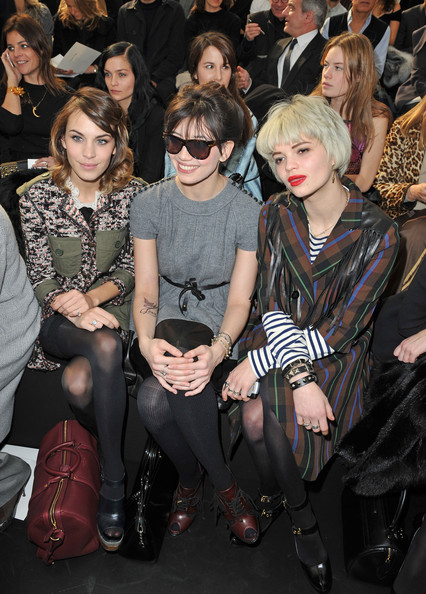 Pixie+Geldof+Alexa+Chung+Louis+Vuitton+PFW+V7wgzb4g2Y9l.jpg