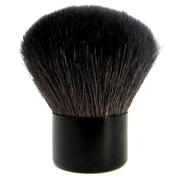 Kabuki brush