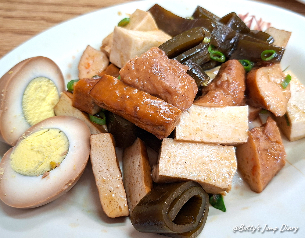 【苗栗通霄】滷飄香川味牛肉麵，超軟爛大塊牛肉，高CP值！在地