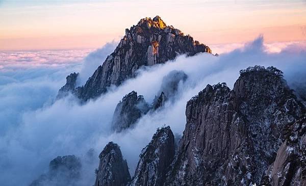 投胎山.jpg 投胎山.jpg
