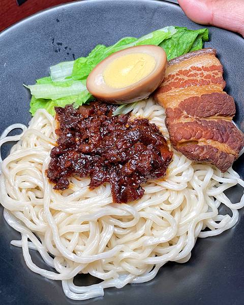 御面邸 | 宵夜餐車 | 煎餃 | 牛肉麵 | 台中美食 |