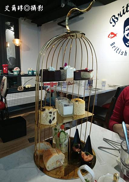 20201205 英國奶奶+東離客棧_201205_4.jpg