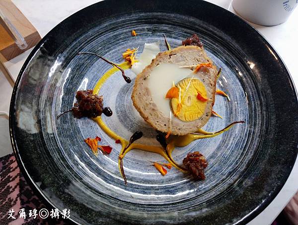 20201205 英國奶奶+東離客棧_201205_2.jpg