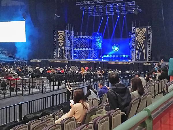 2020火焰之舞-2.jpg 2020火焰之舞-2.jpg