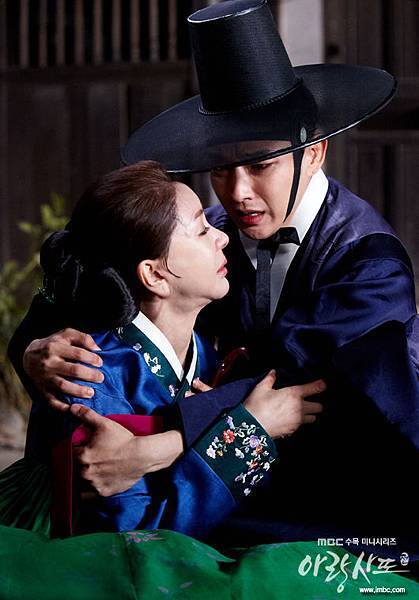 arang4to_photo121018162135imbcdrama0