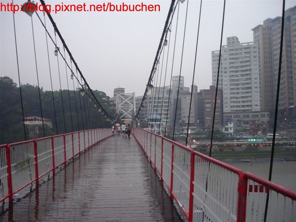 碧潭吊橋