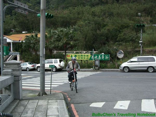 Chenpa也到楓林橋了。