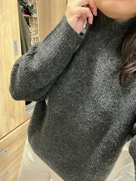 LINE_ALBUM_202412樂淘uq_241210_4 LINE_ALBUM_202412樂淘uq_241210_4