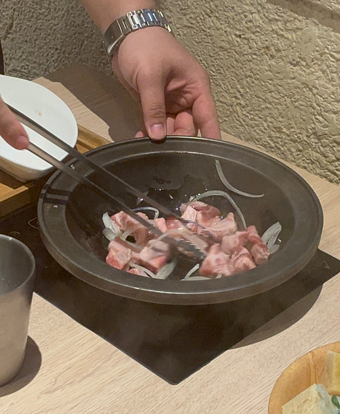 【食】石研室爆炒石頭火鍋-平價美食食記心得