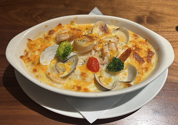 【台北｜中山站美食】螺絲瑪莉義麵坊｜義大利麵、焗飯、甜點一次