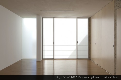 minimalist-house-design-innovative-calm-atmosphere-idea7-500x333.jpg