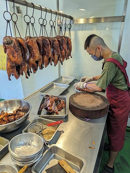 【桃園美食】澤香香烤鴨。外皮酥脆肉質鮮美還會爆汁的烤鴨