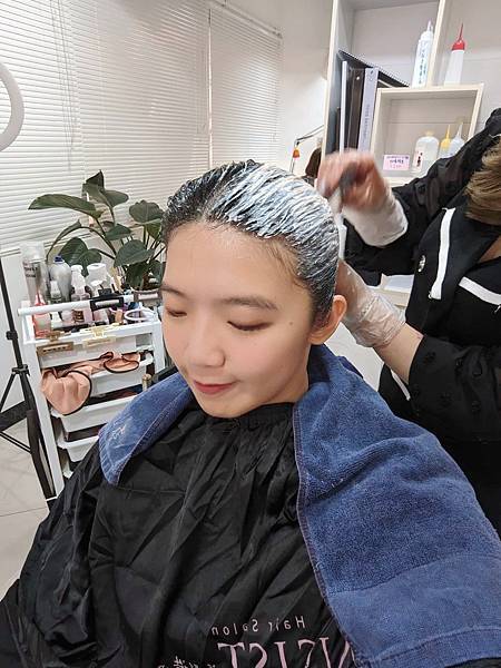 【板橋美髮推薦】Ilnsist’s Hair Salon。府