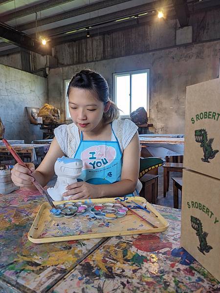 【宜蘭親子景點】Robert Y廢墟暴龍館。全球第二完整的恐 【宜蘭親子景點】Robert Y廢墟暴龍館。全球第二完整的恐