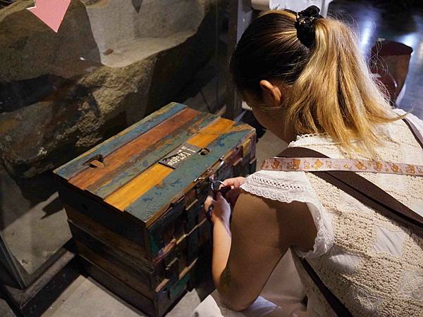 【宜蘭親子景點】Robert Y廢墟暴龍館。全球第二完整的恐 【宜蘭親子景點】Robert Y廢墟暴龍館。全球第二完整的恐