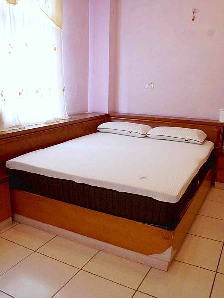 讓人離不開的舒服【德國Emma 石墨烯黑鑽系列】怎麼睡都好好 讓人離不開的舒服【德國Emma 石墨烯黑鑽系列】怎麼睡都好好