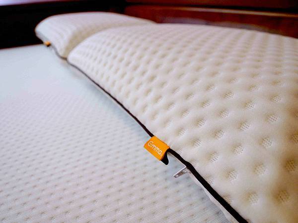 讓人離不開的舒服【德國Emma 石墨烯黑鑽系列】怎麼睡都好好 讓人離不開的舒服【德國Emma 石墨烯黑鑽系列】怎麼睡都好好