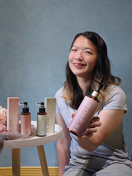 【 毛囊深層淨化液開箱】BESDDO蓓詩垛。護色洗髮精開箱 【 毛囊深層淨化液開箱】BESDDO蓓詩垛。護色洗髮精開箱